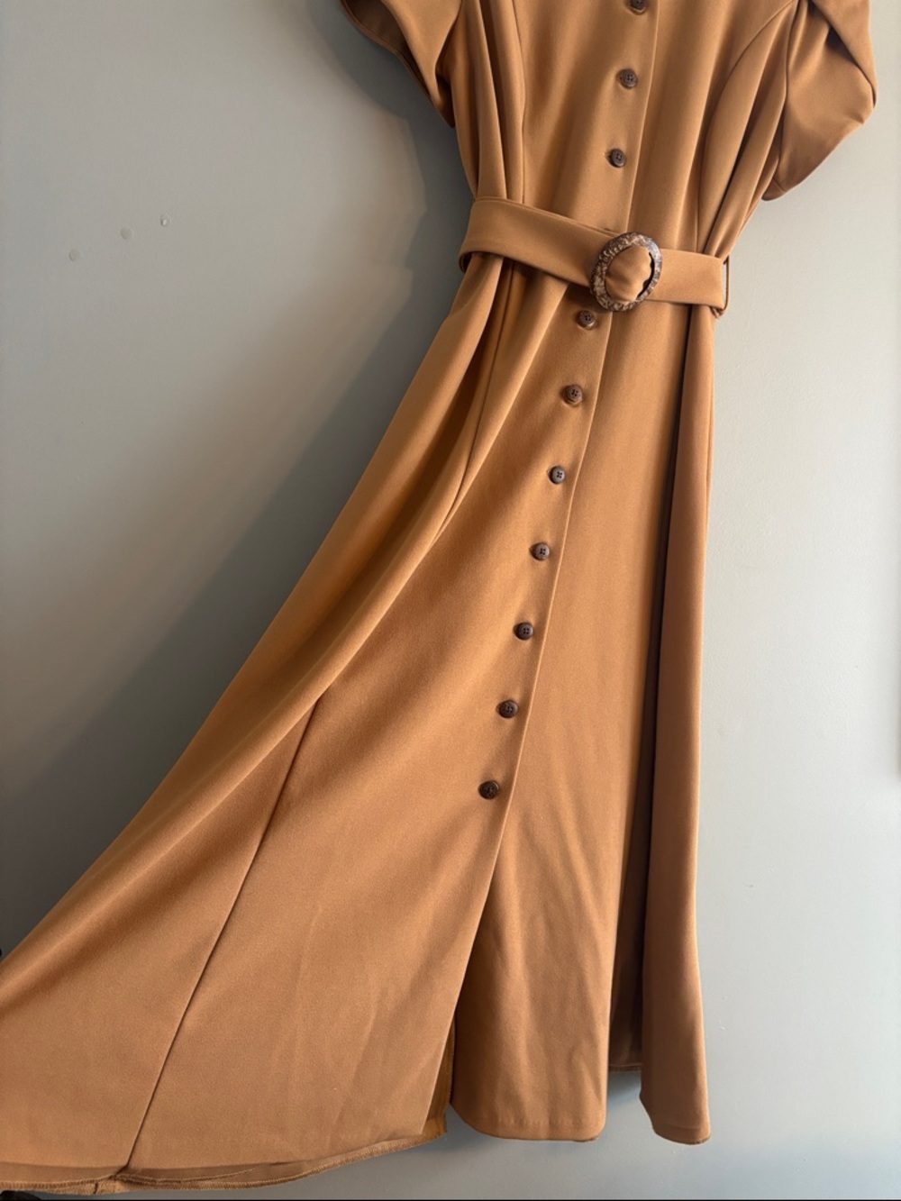 Calvin Klein Button-Front Midi Dress in Camel size 12 - Picture 4 of 7